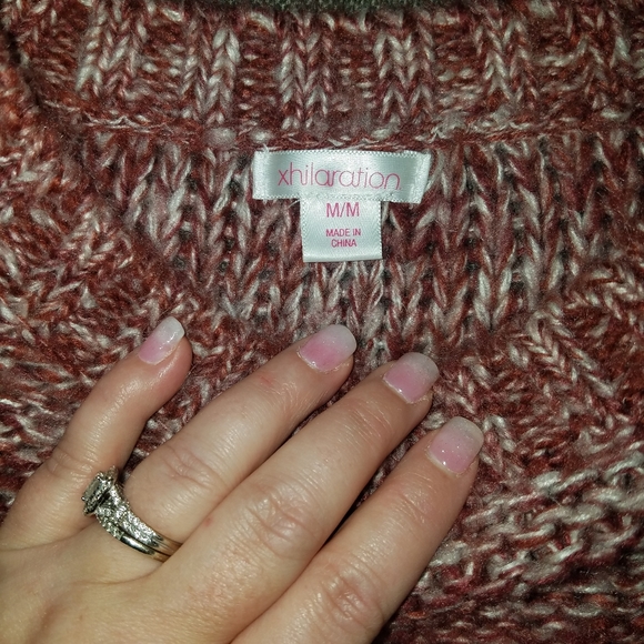 Cute Cream and Cranberry Ombre sweater - Picture 2 of 3